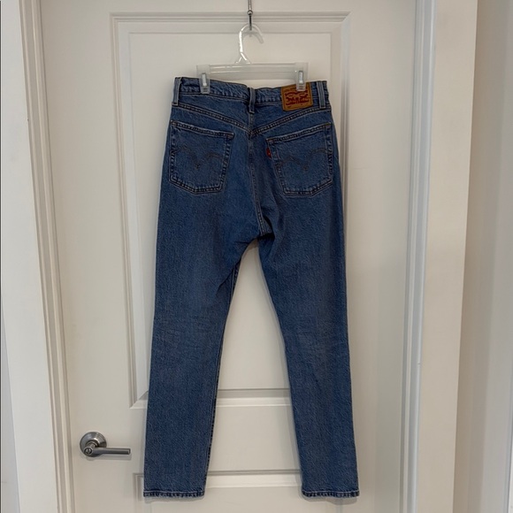 Levi’s 501 Straight Leg Jeans - Picture 5 of 8